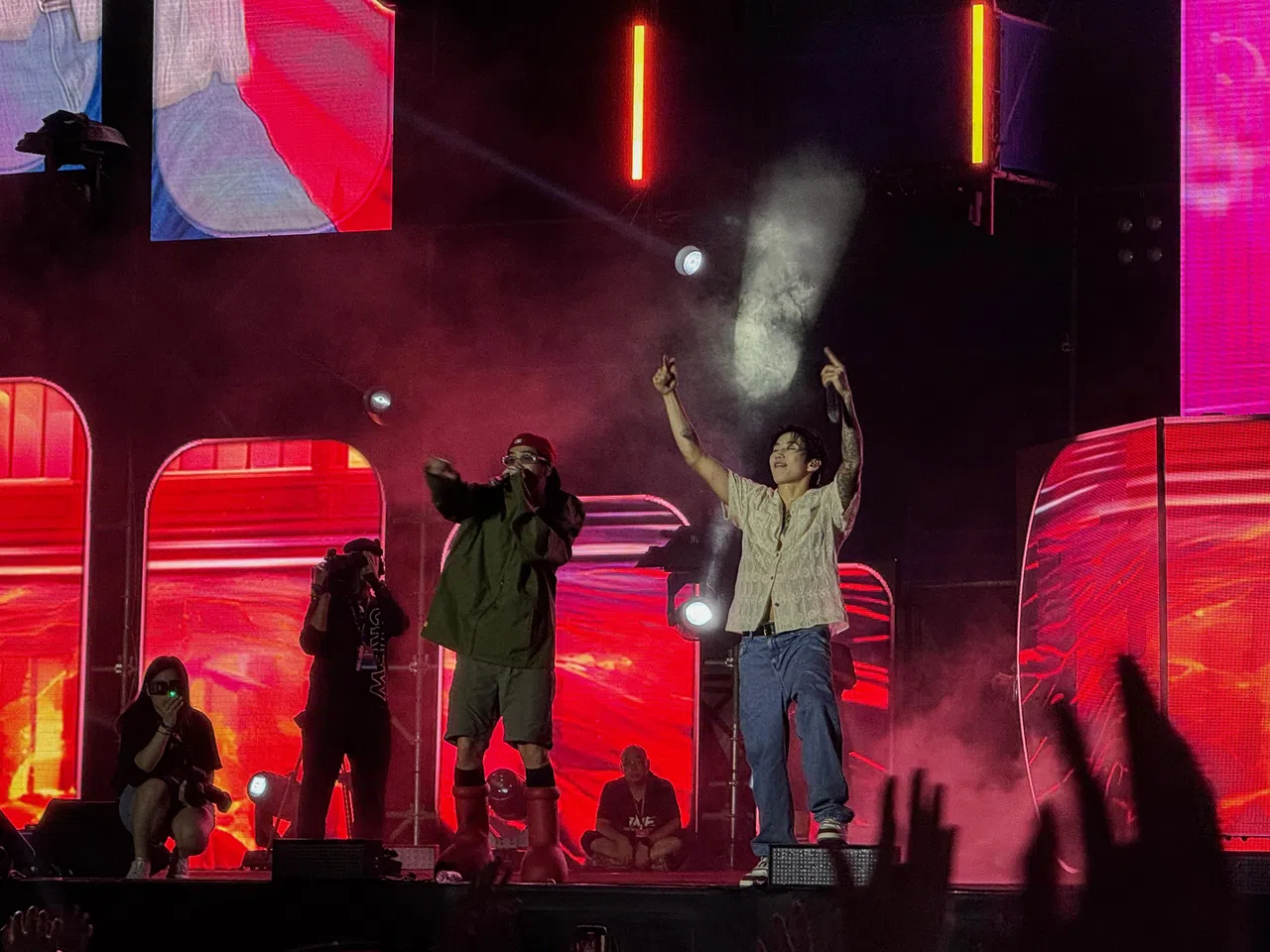 Jay Park（右）邀请本地说唱歌手ShiGGa Shay（西阁）同台演出。（龙国雄摄）