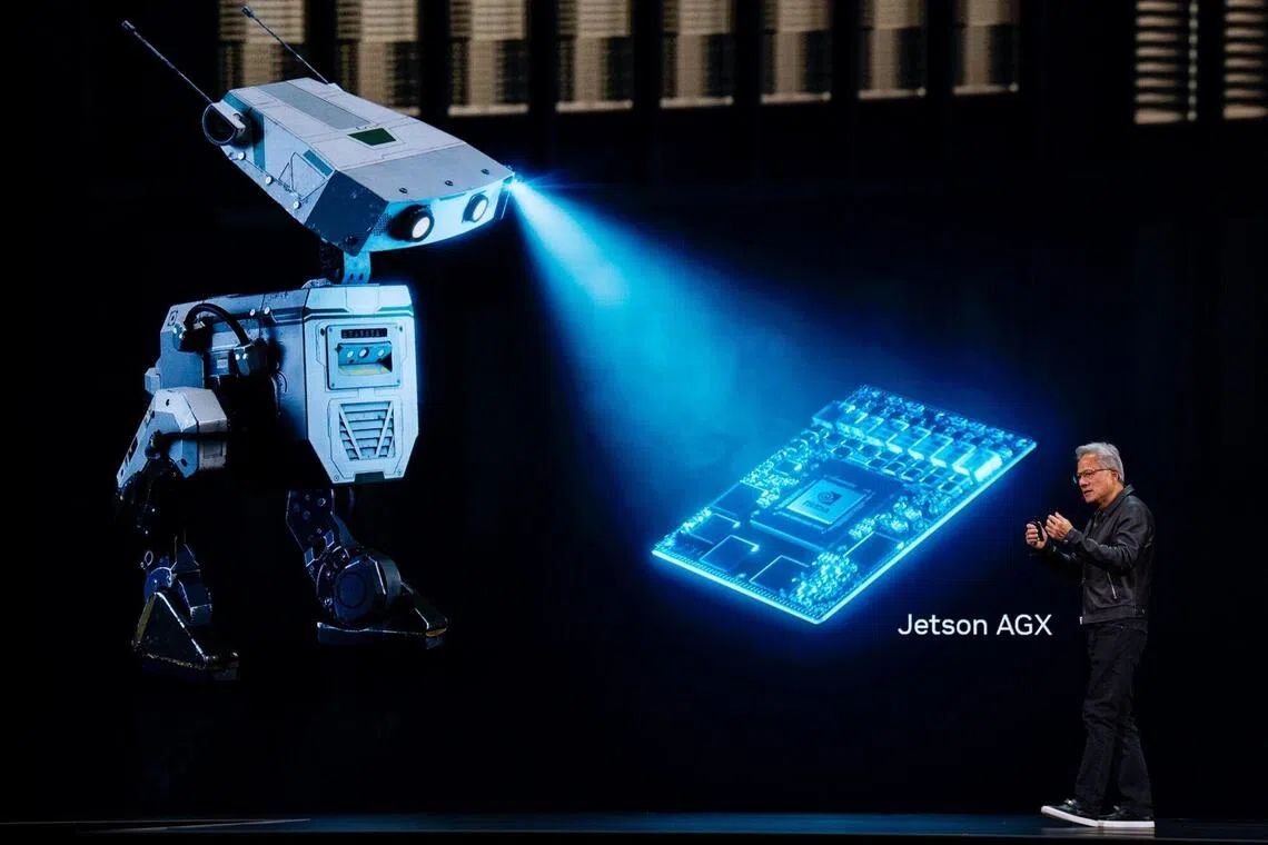 首届英伟达开发者大会周二在华盛顿举行，黄仁勋在会上发表主题演讲。（彭博社）