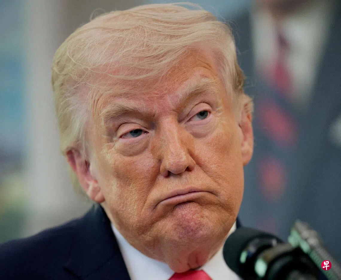 Image 14: 最新民调显示，全国只有29%的民众认可特朗普的经济管理能力，甚至低于前任总统拜登在任何民调中的表现。 （路透社）