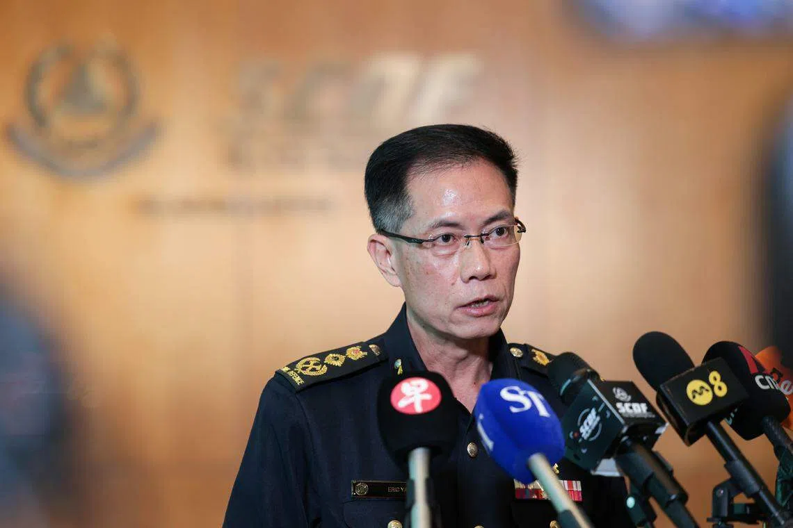 民防总监叶伟德星期六（10月14日）傍晚6时在乌美民防总部召开记者会。（李冠卫摄）