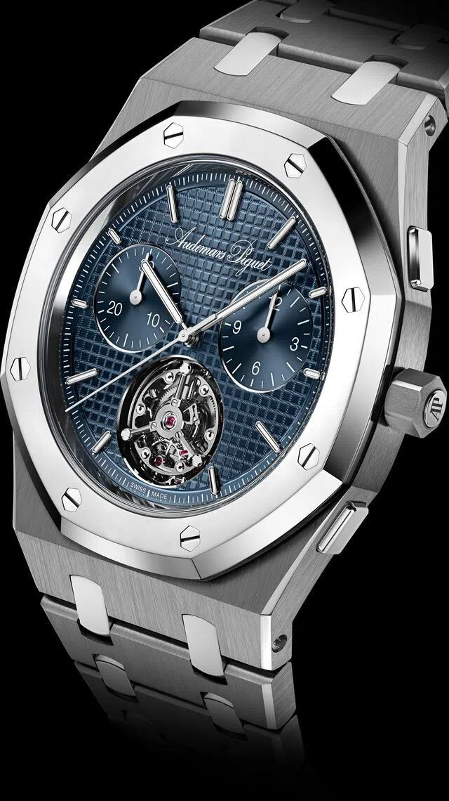 2025年推出的RD#5，重塑计时码表的操控逻辑。（爱彼提供）