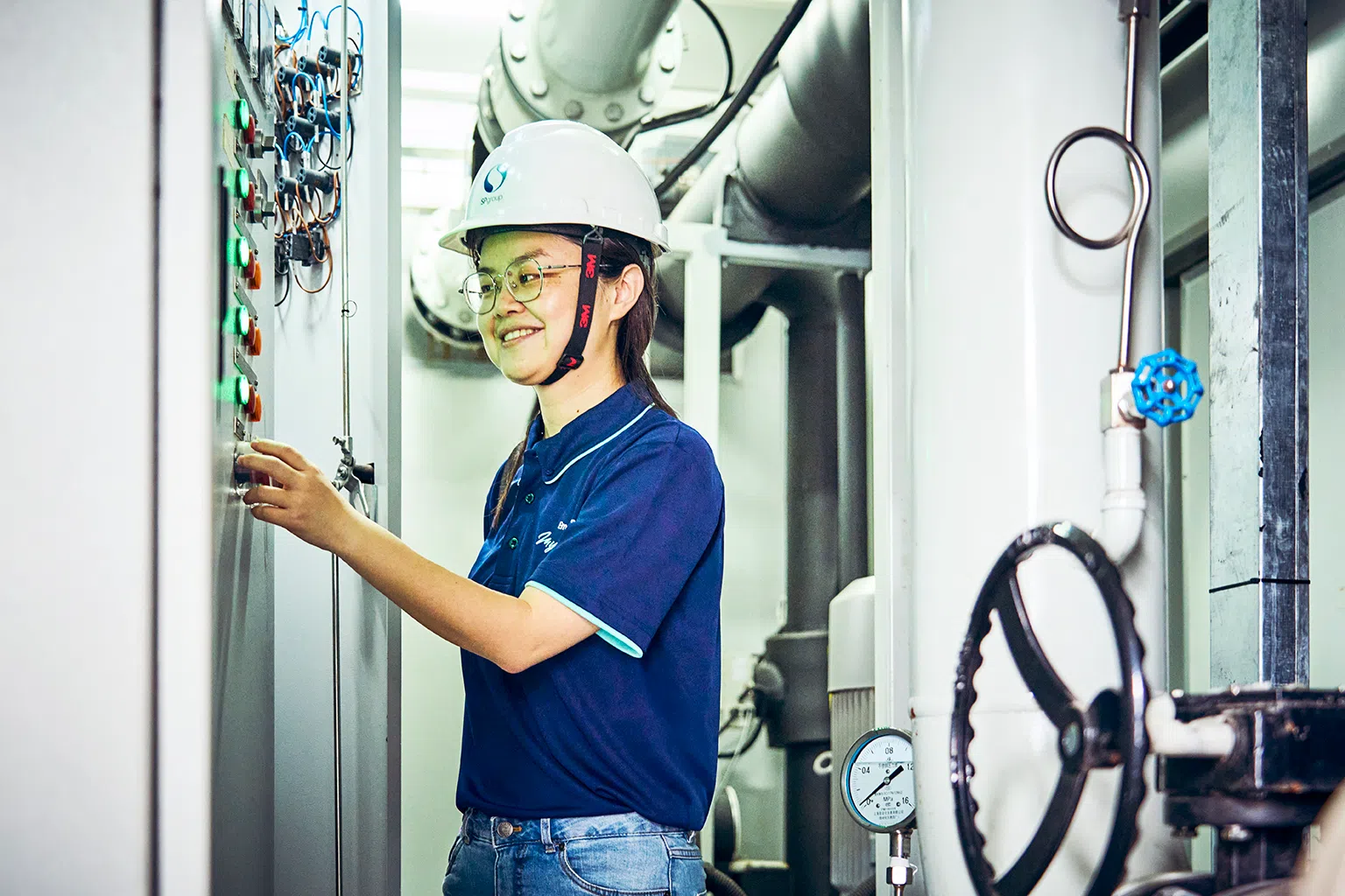 经过磨合期后，工程团队逐渐转变为以主动预防为核心的工作模式。（新报业媒体）