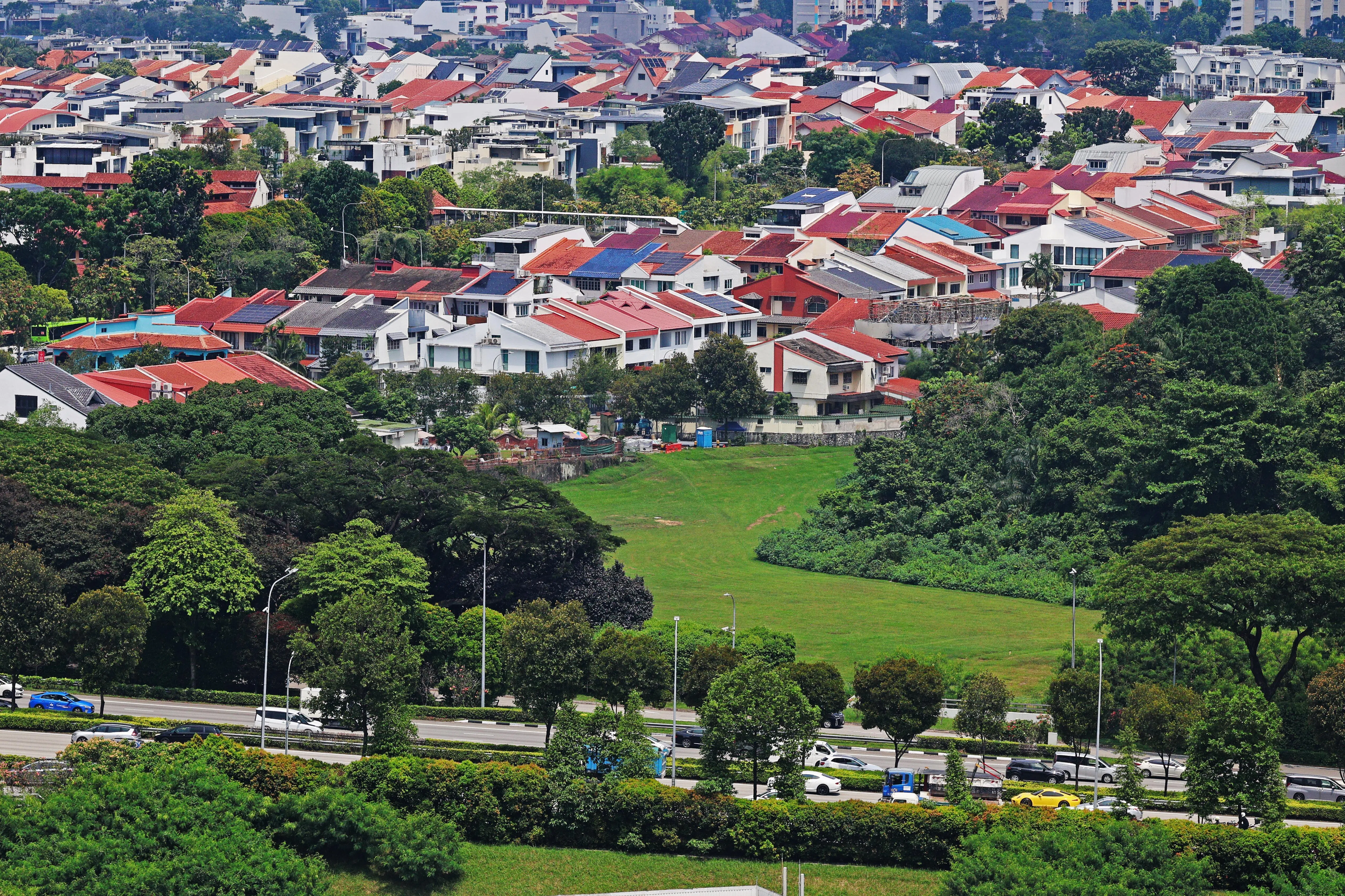The Chuan Grove site spans 31,695.7 sq m, with a plot ratio of 2.5 and a maximum gross floor area of 79,240 sq m. It is expected to yield 930 private homes.（Photo: Darwis Sunaryo）