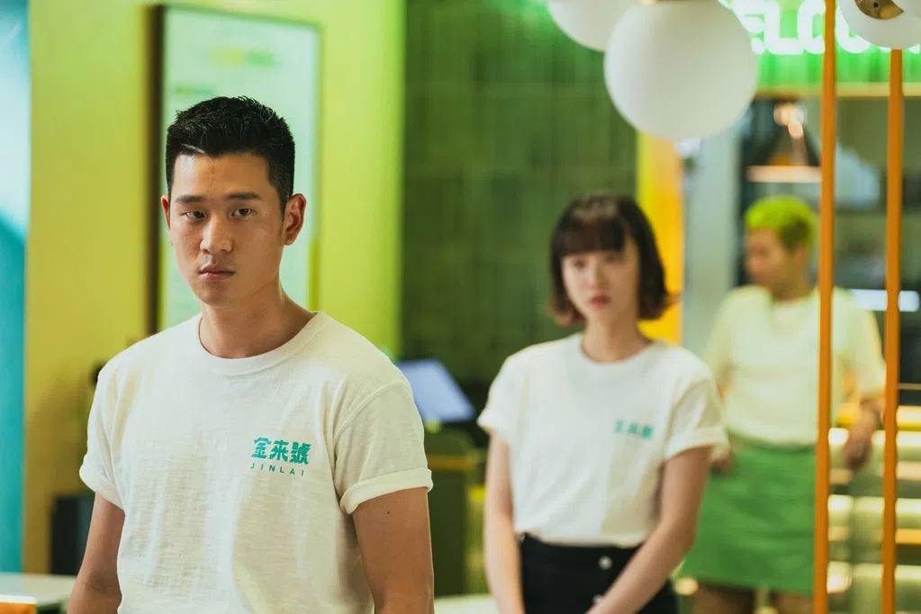 周兴哲复仇欠火候 靠配角加料炒出好戏