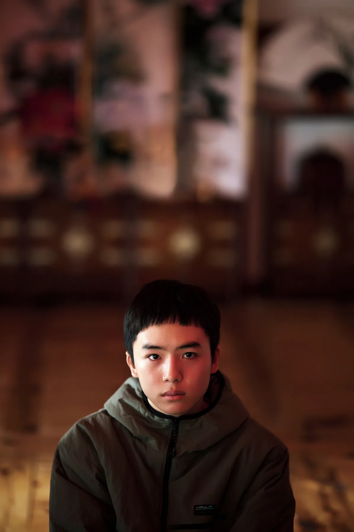 文佑镇在片中遭邪灵附身。（邵氏机构提供）