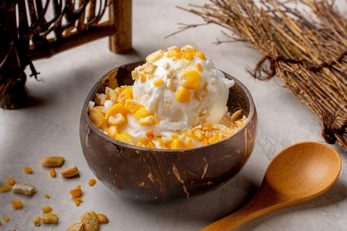 冰凉解暑的椰子雪糕。（餐馆提供）