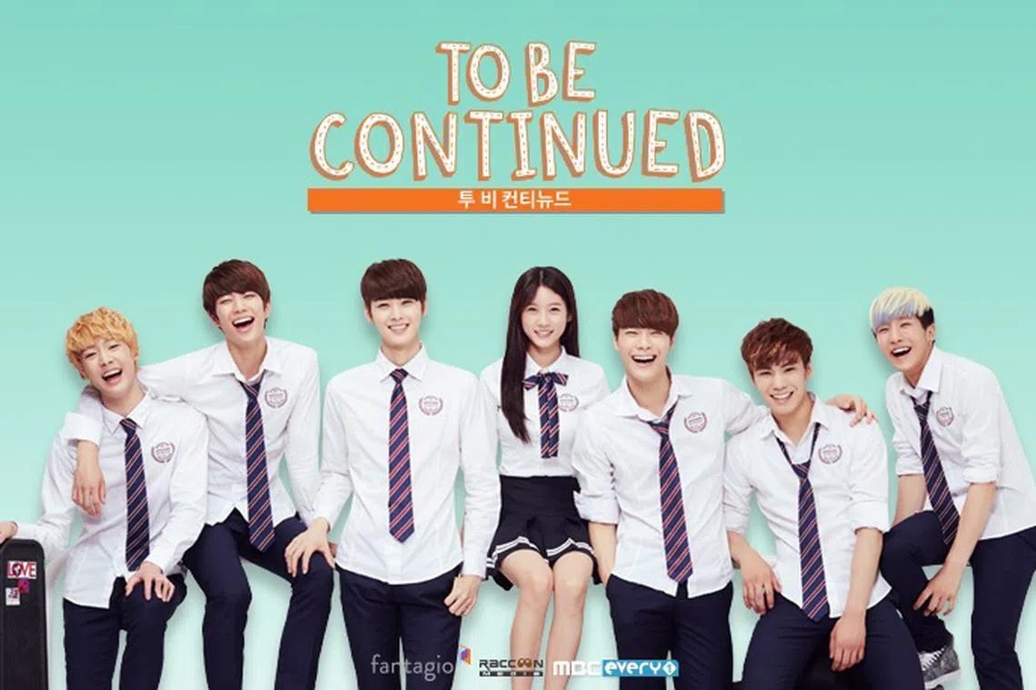 包括车银优（左三）在内的男团ASTRO曾与已故金赛纶（左四）合作网络剧“To Be Continued”。（互联网）