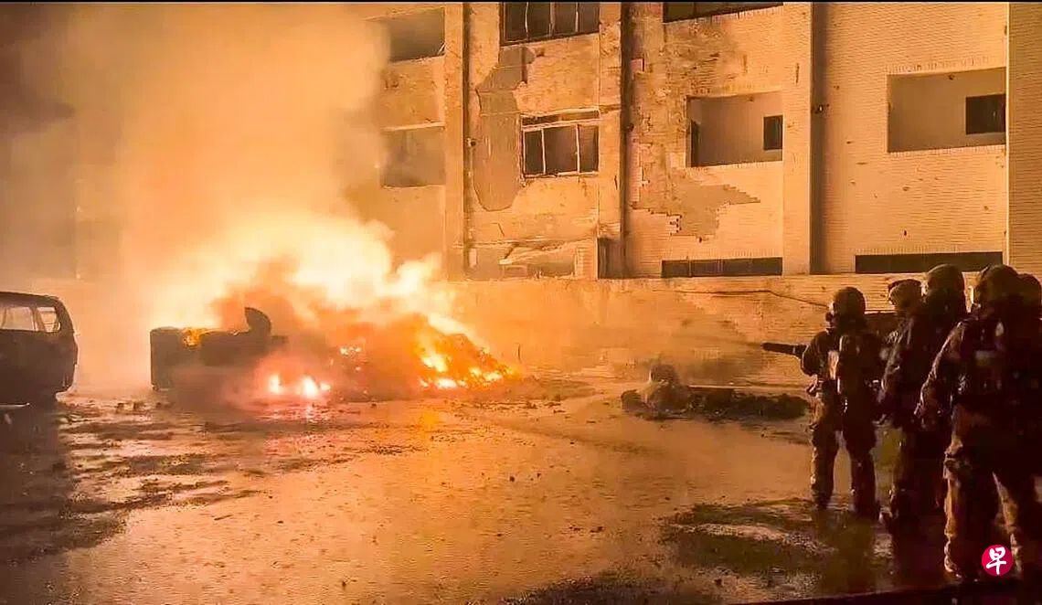 台湾台南市安南区星期六（8月22日）凌晨发生火灾爆炸事故，造成15人送医。引爆点100公尺内的住户玻璃被震碎、门框歪斜，有部分民众是在家中被碎玻璃割伤。 （中通社）