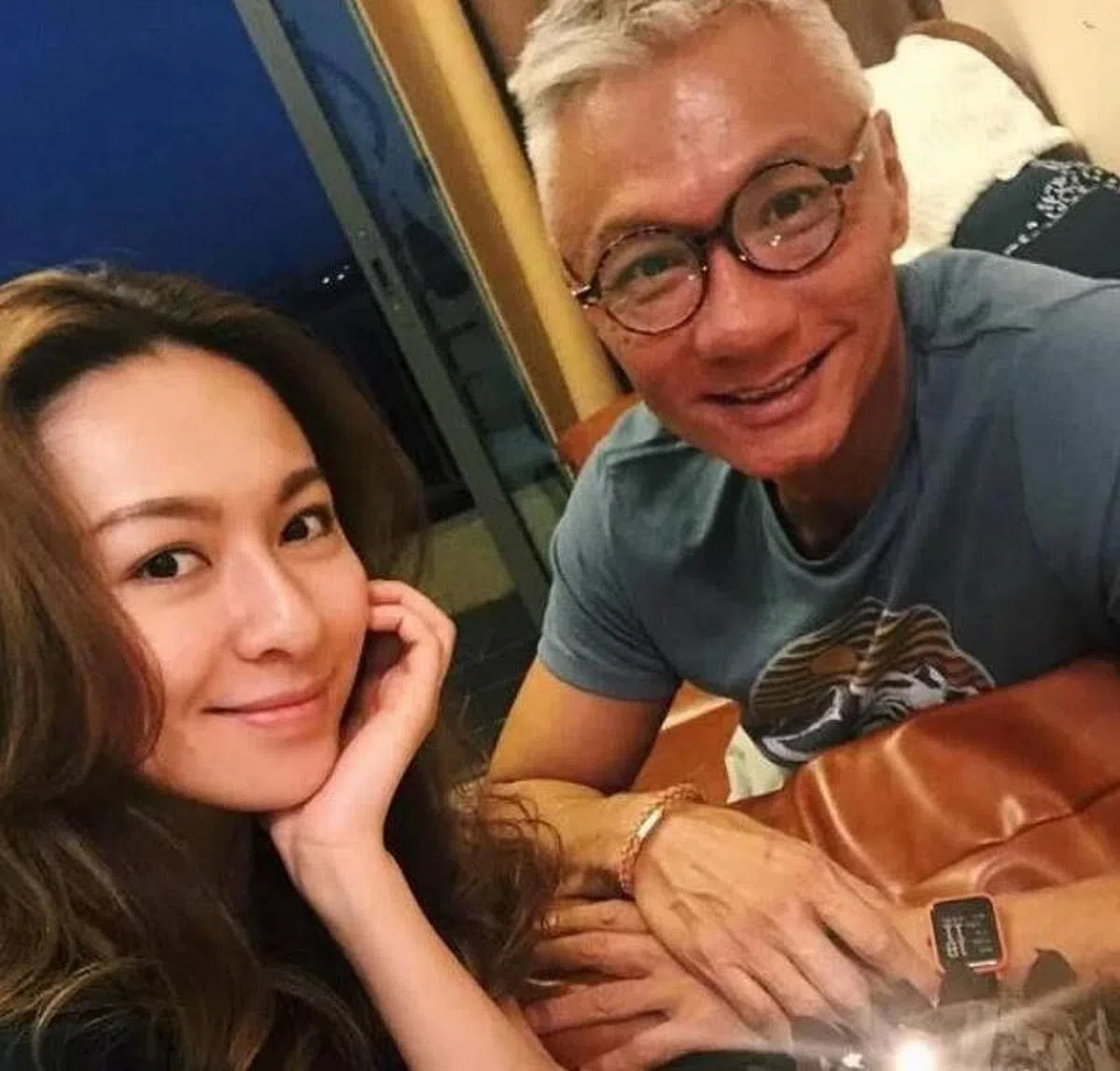 林钰洧（左）与林俊贤的合照。（取自网络）