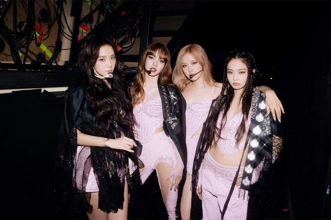 BLACKPINK成军七年，目前与YG娱乐合约已到期，未来动向成迷。（取自BLACKPINK IG）