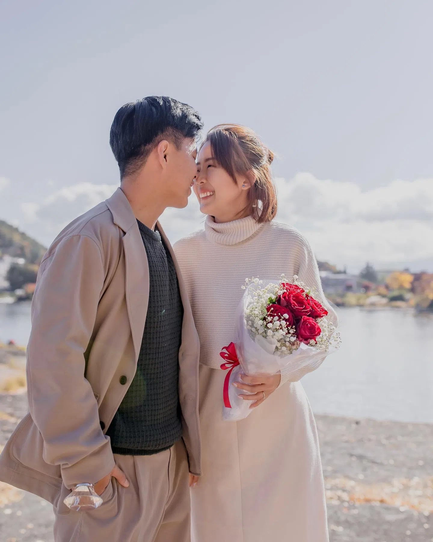 胡煜诗的男友在富士山下向她求婚。（档案照片）