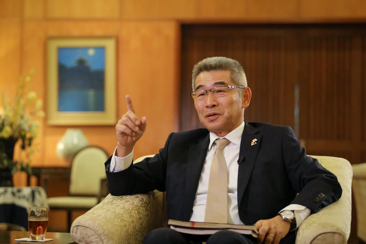 日本大使石川浩司很喜欢唐诗，因为有些诗的意境十分感人，还能体现出诗人的性情。（林泽锐摄）