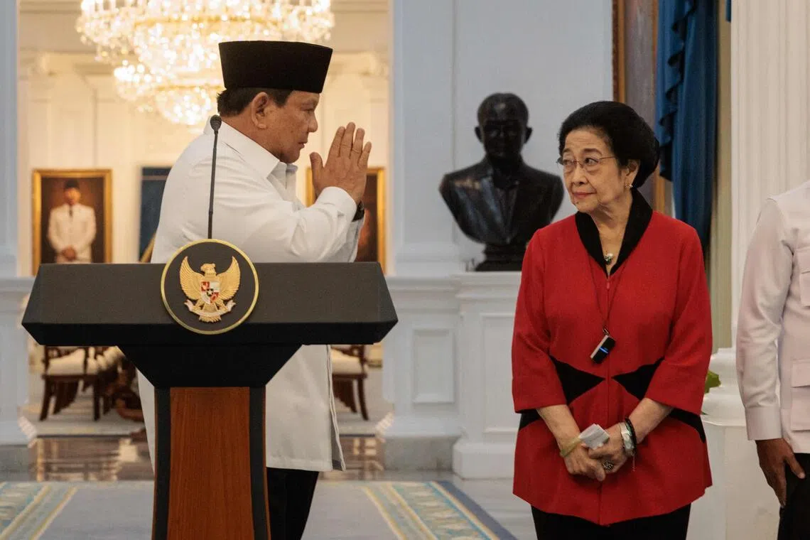 雅努阿尔：普拉博沃改组内阁是为调整政策抑或巩固政权？