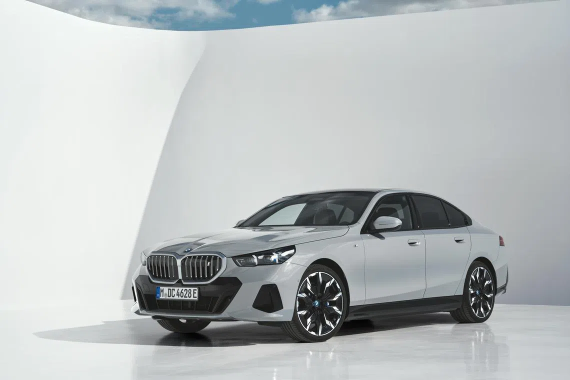 i5造型带有运动风格，简洁线条看起来更精壮。（宝马提供）