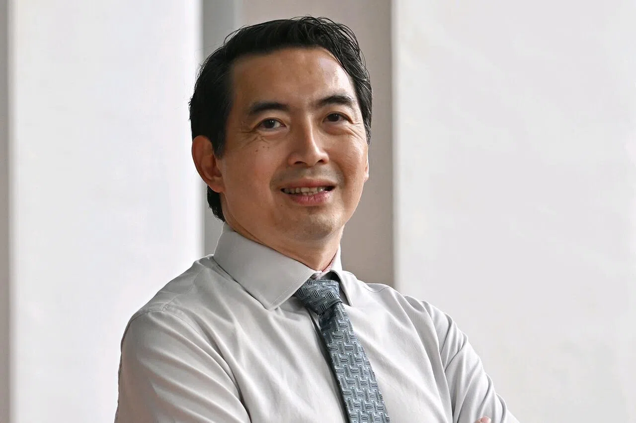 石清顺医生说：“有需要时，寻求帮助并不代表软弱，因为你无需独自面对。” （档案照）