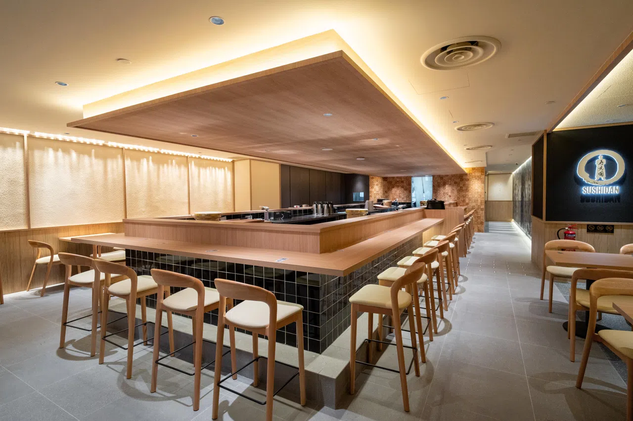 坐落于来福士城的新加坡分店是寿志团的首家海外分店。（餐馆提供）