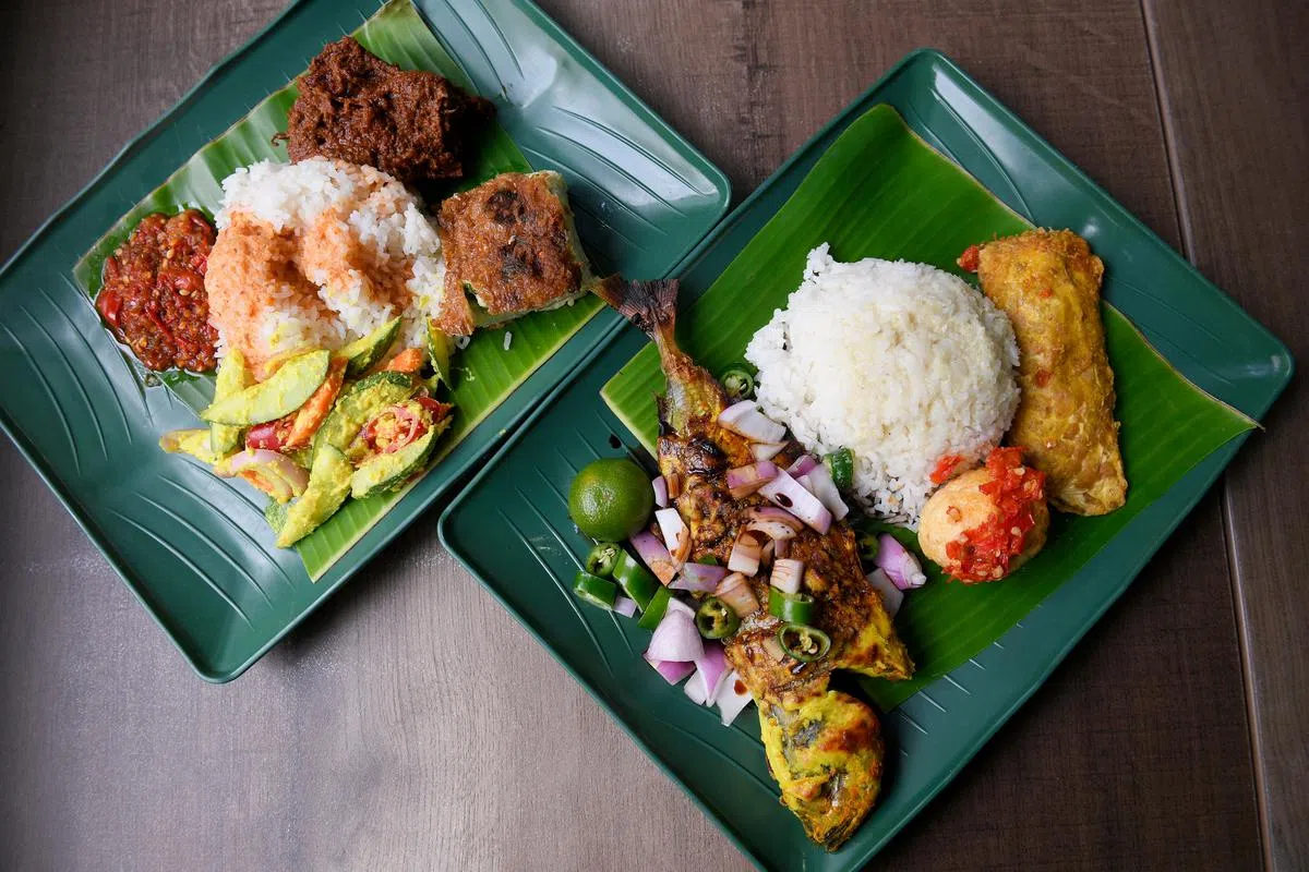 Sabar Menanti以印尼杂菜饭著名。（档案照）