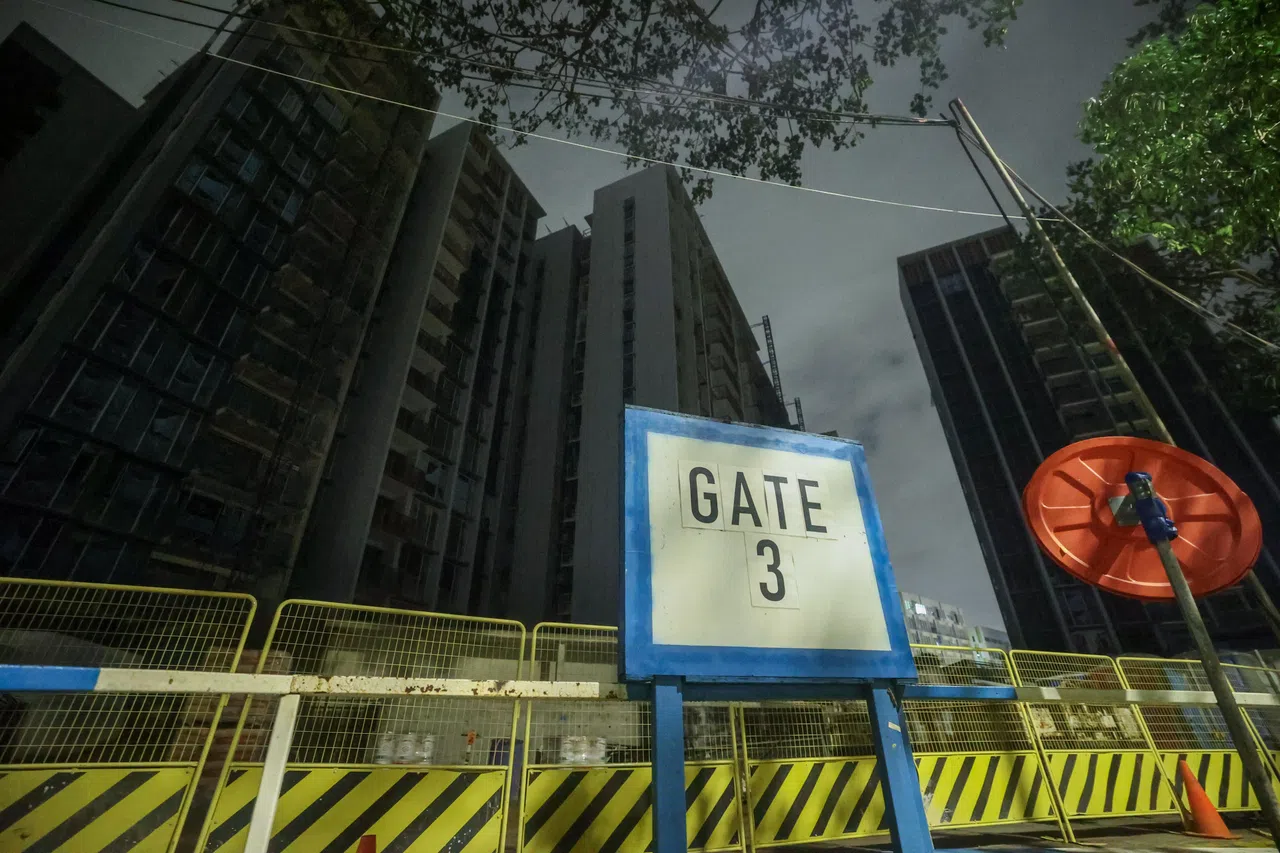 11月20日至27日期间，义顺弄的执行共管公寓North Gaia的工地连续通报八起火患。（吴先邦摄）