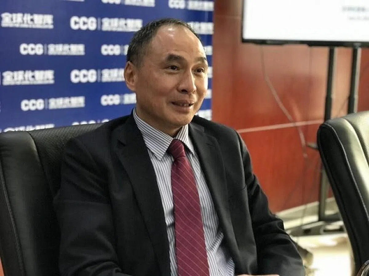 郑永年认为，中美难以在网络空间合作，因为大数据成为国家间信息竞争的工具，国家在网络空间的主权被大大弱化，造成了主权国家间合作的困难。（互联网） 