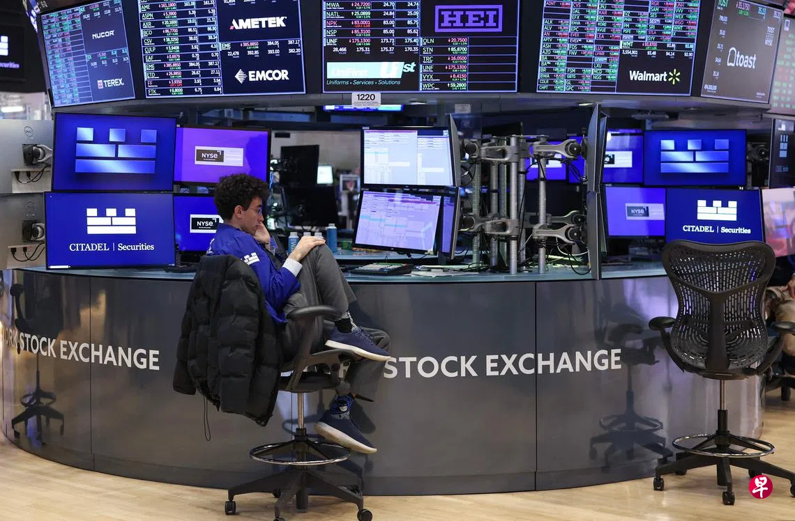 中美关税摩擦升级在美上市的中概股退市风险重现| 联合早报