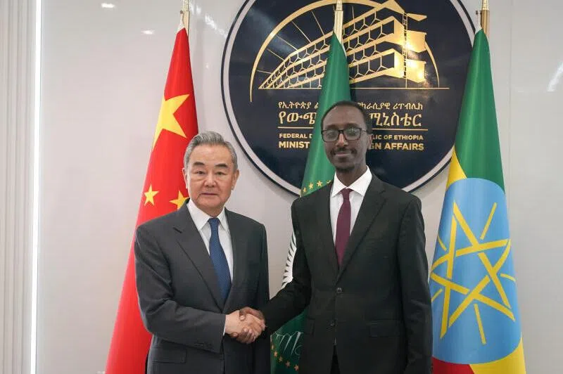 王毅和埃塞外长发联合公报：反对国际关系中使用武力