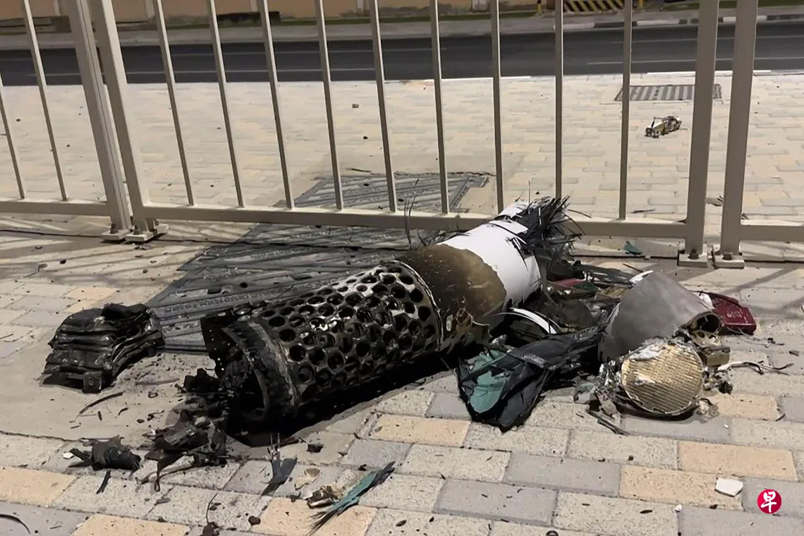 伊朗报复性袭击卡塔尔美军基地遭防空系统拦截| 联合早报