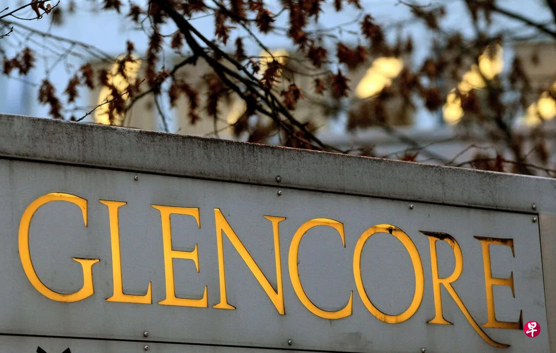 有知情人士透露，瑞士商品贸易商嘉能可（Glencore）为其在Radiant World的风险敞口，计提了约4亿8000万美元（约6亿1200万新元）的拨备。 （路透社）
