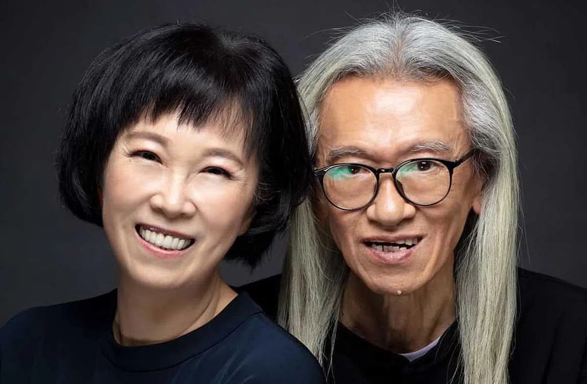 熊美玲（左）和林秋离结婚恩爱多年。（取自脸书）