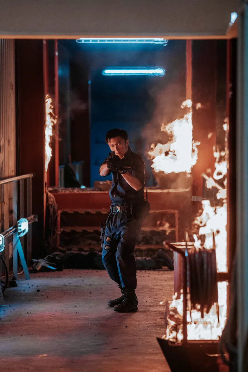 谢霆锋在片中的危险动作戏都亲力亲为。