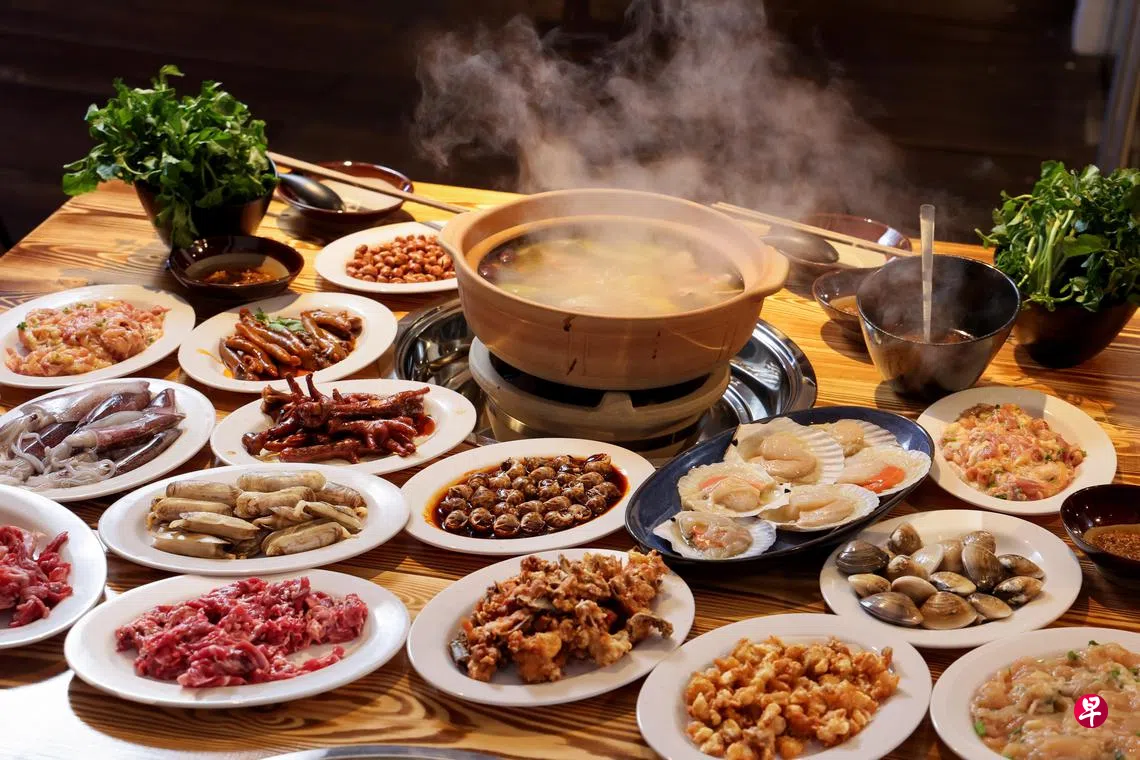 生态餐馆潮汕鸡肉火锅粤式点心如时尚秀南洋早餐半生熟蛋加鱼子酱| 联合早报