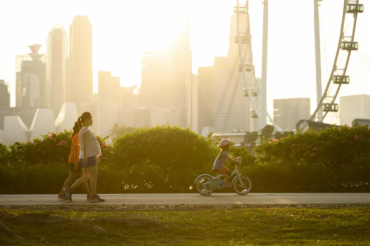 阳光对身体有益，但一定要注意防晒，特别是在紫外线指数常年居高不下的岛国。（iStock图片）