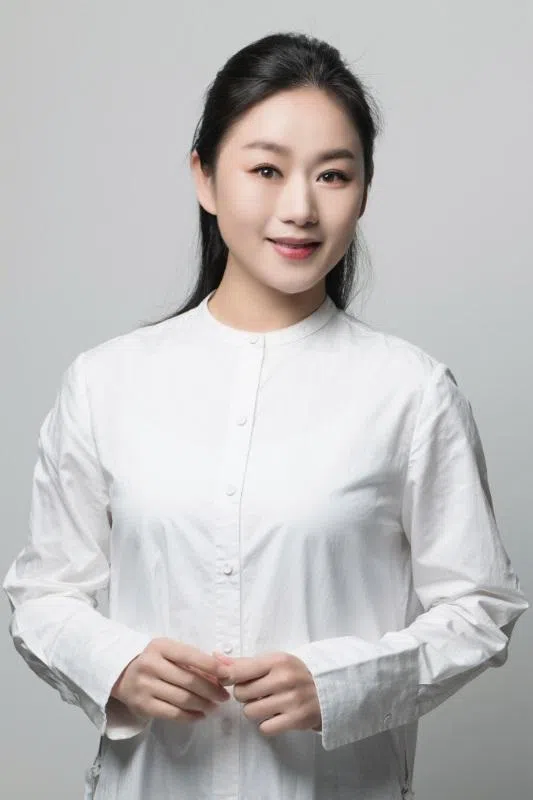 曾小敏：眼下新媒体时代，戏曲也可把握时代机遇。（广东粤剧院提供）