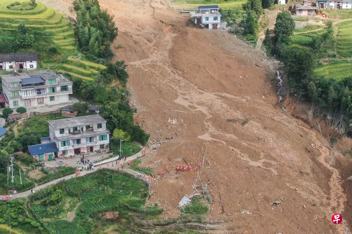 江西吉安泥石流已致三死11人失联
