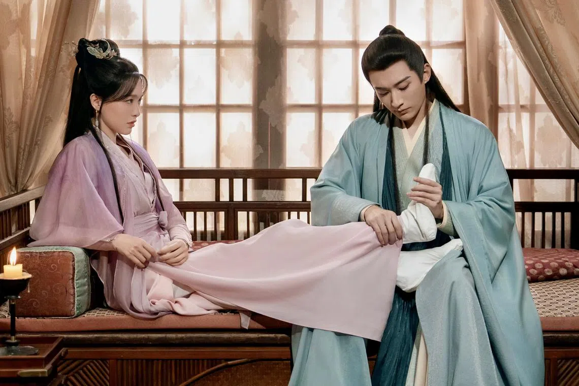 唐嫣（左）在《念无双》颜值扛打，看不出比刘学义大七岁。（取自剧集微博）