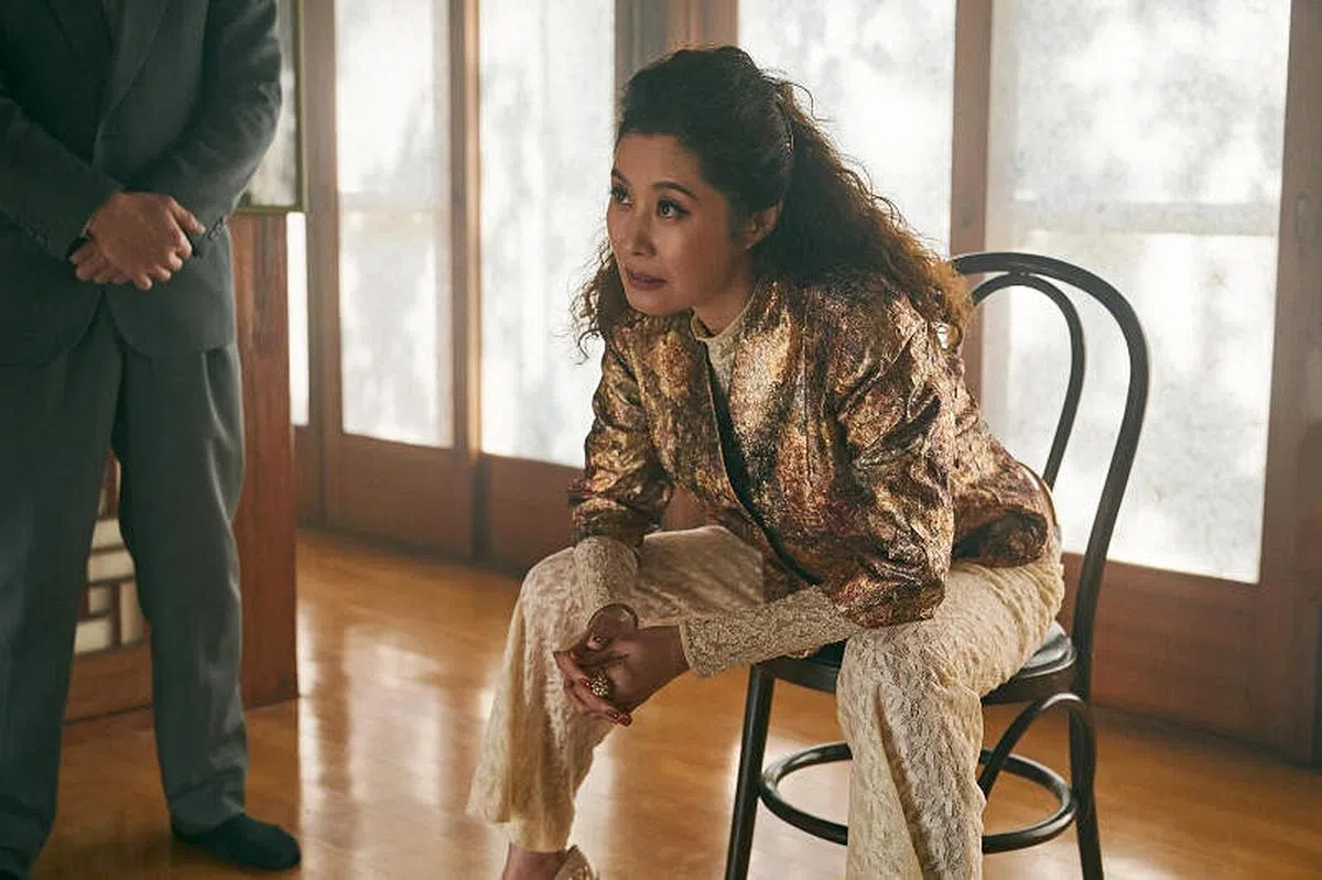 文素利饰演为政治人物管理非法资金的高利贷女王。（Netflix提供）