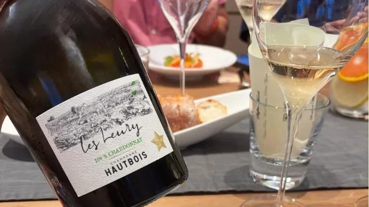 奥布瓦香槟（Champagne Hautbois）在首届香槟节做新加坡首秀。（主办方提供）