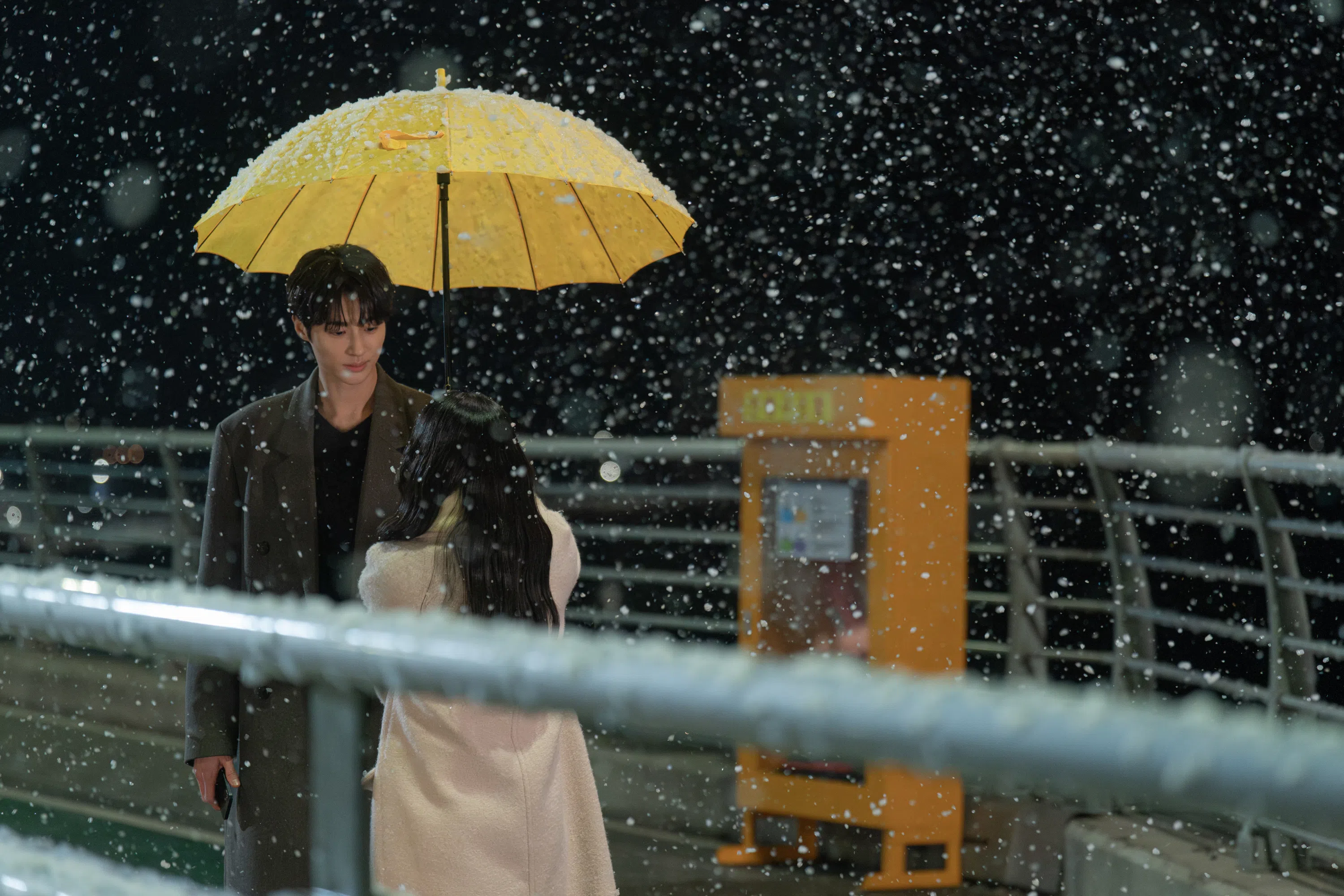 金惠奫透露自己很依赖边佑锡，剧内剧外都很甜。（Viu提供）