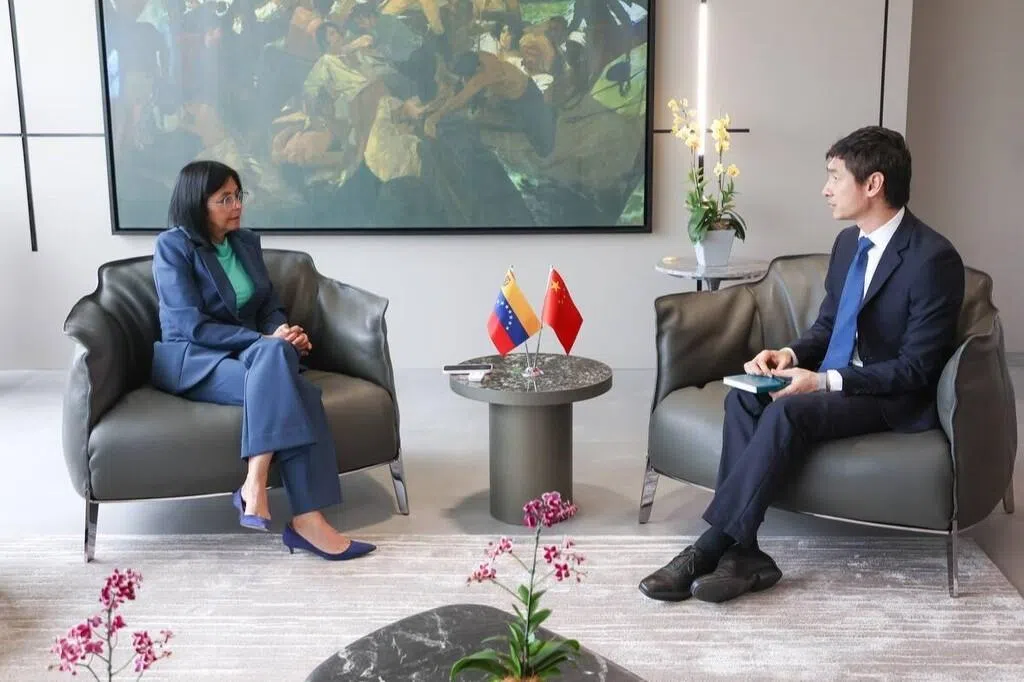 委内瑞拉代总统会中国大使 感谢北京谴责美国