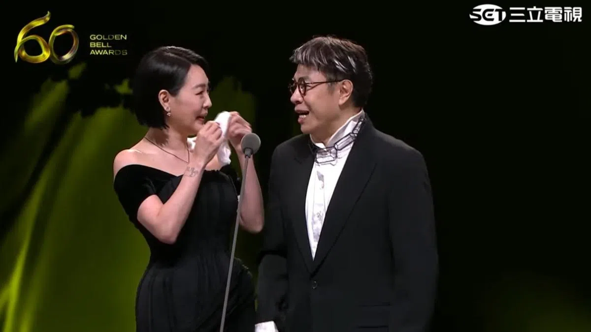 小S（左）和蔡康永是压轴颁奖人。（互联网）