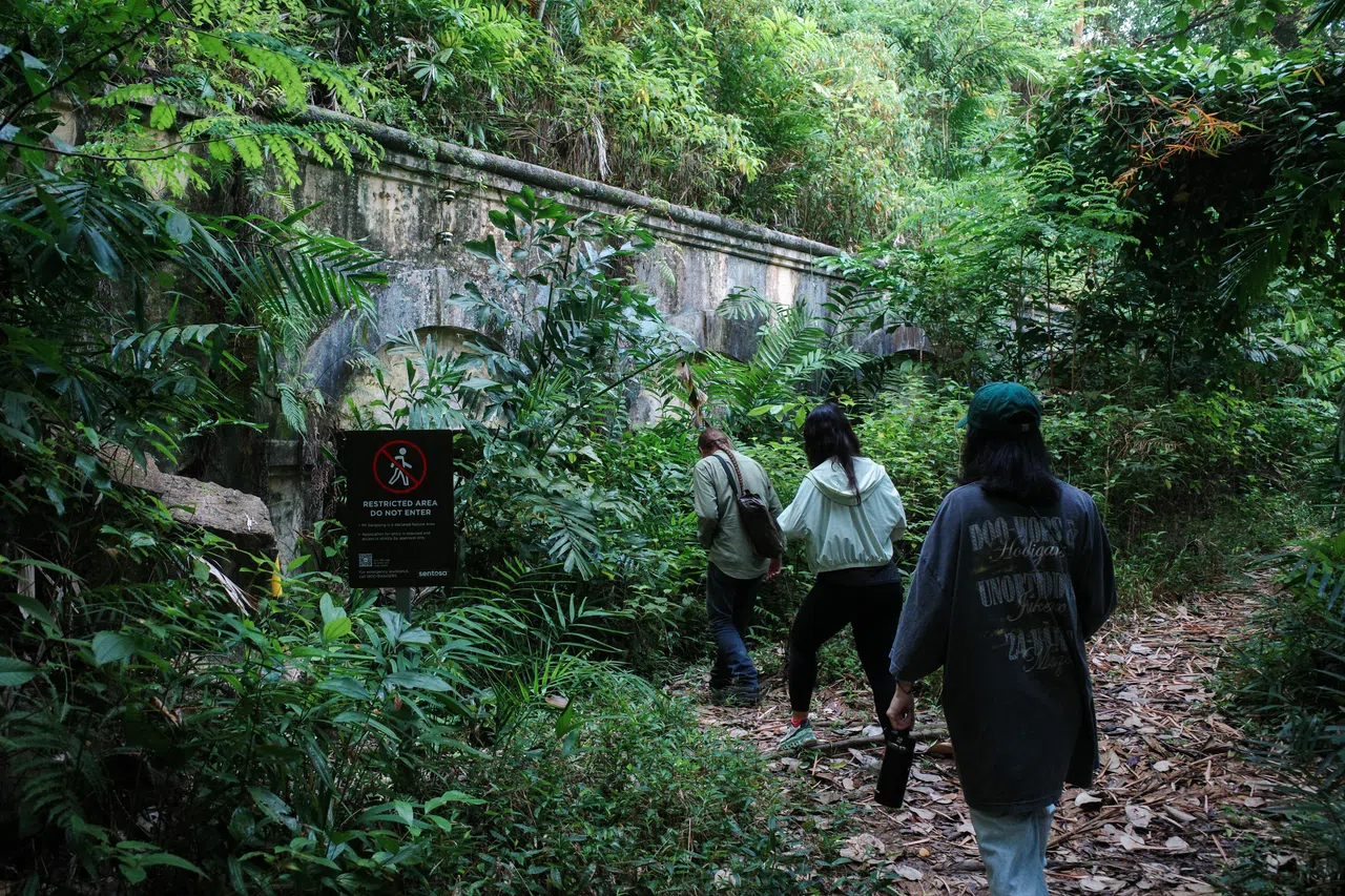 圣淘沙是了解新加坡殖民历史和享受自然生态的好去处。（卓祾祎摄）