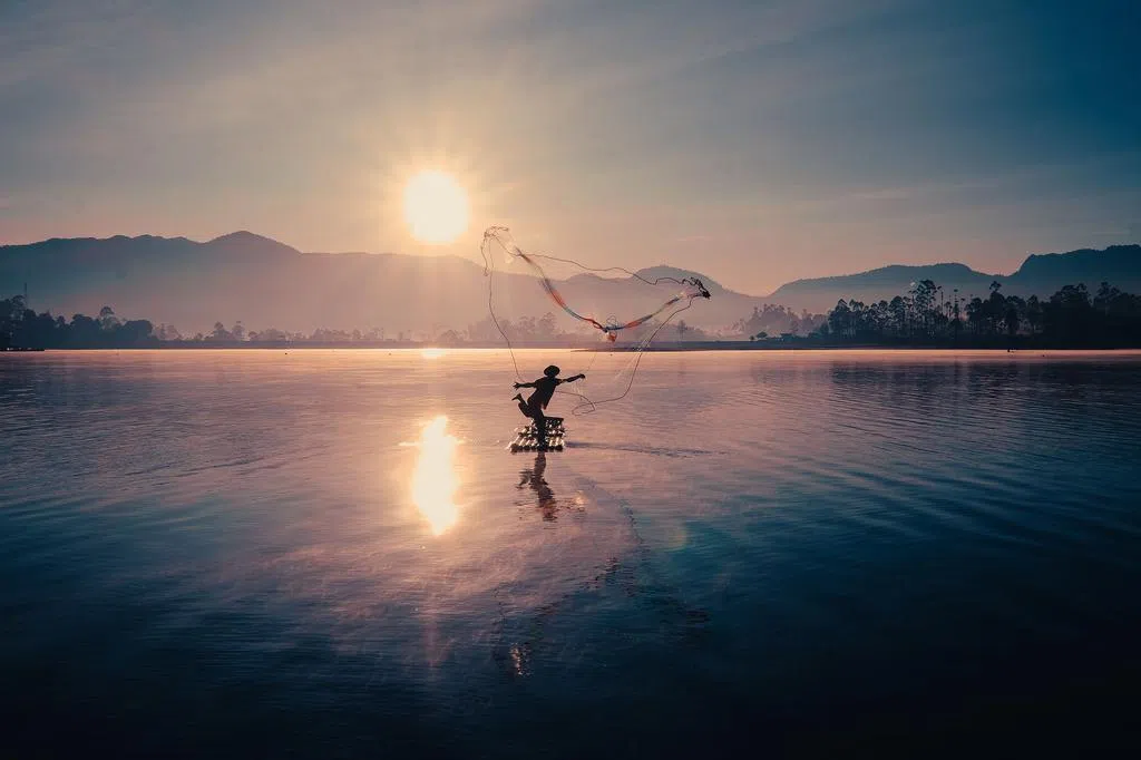 万隆之朝烟暮景 | 联合早报