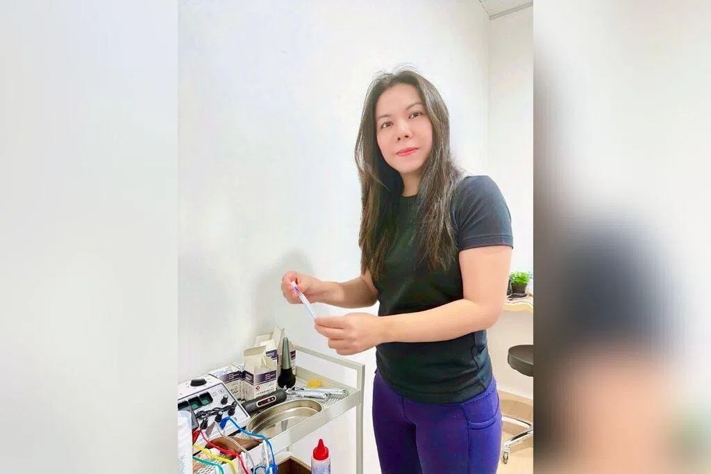 从医院到小诊所 她用中西疗法助力减负