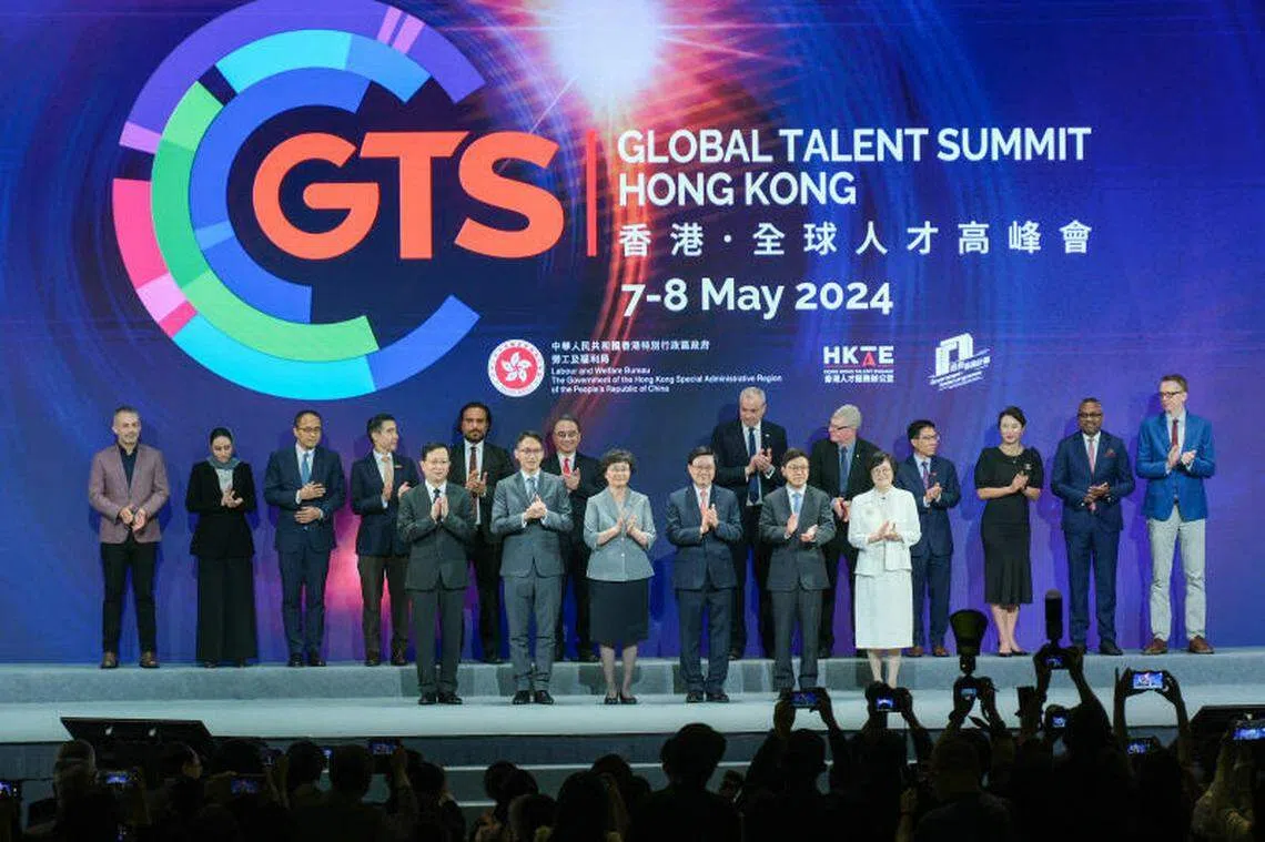 香港过去两年吸超10万人才学者：不同文化信仰人士均放心到港发展| 联合早报