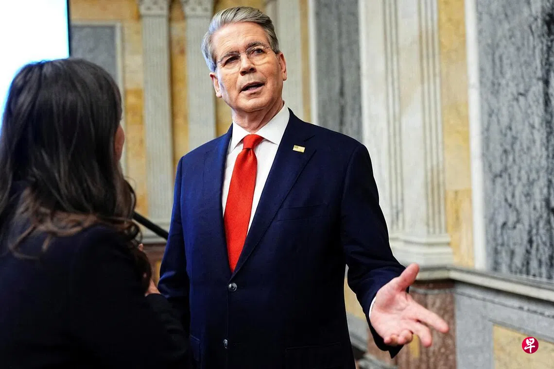 贝森特在全国广播公司节目中说：“我们是世界上最强大的国家。欧洲人展现的是软弱，而美国展现的是强大。” （路透社档案照片）