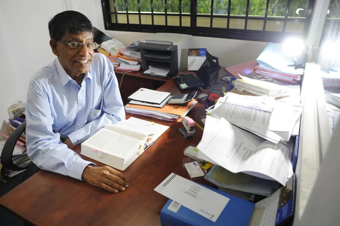 2007年5月获准恢复执业律师后，格林奈开设自己的律师事务所。（档案照片）