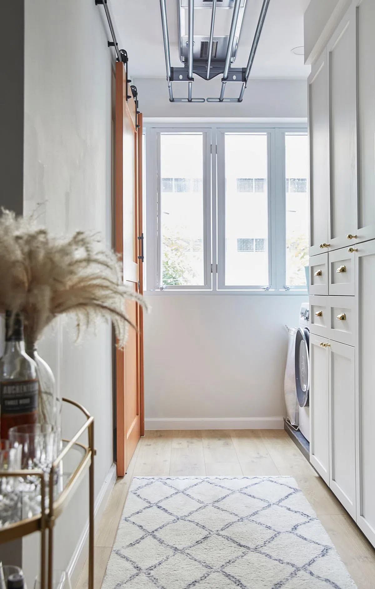 洗衣区是个温馨的小空间。