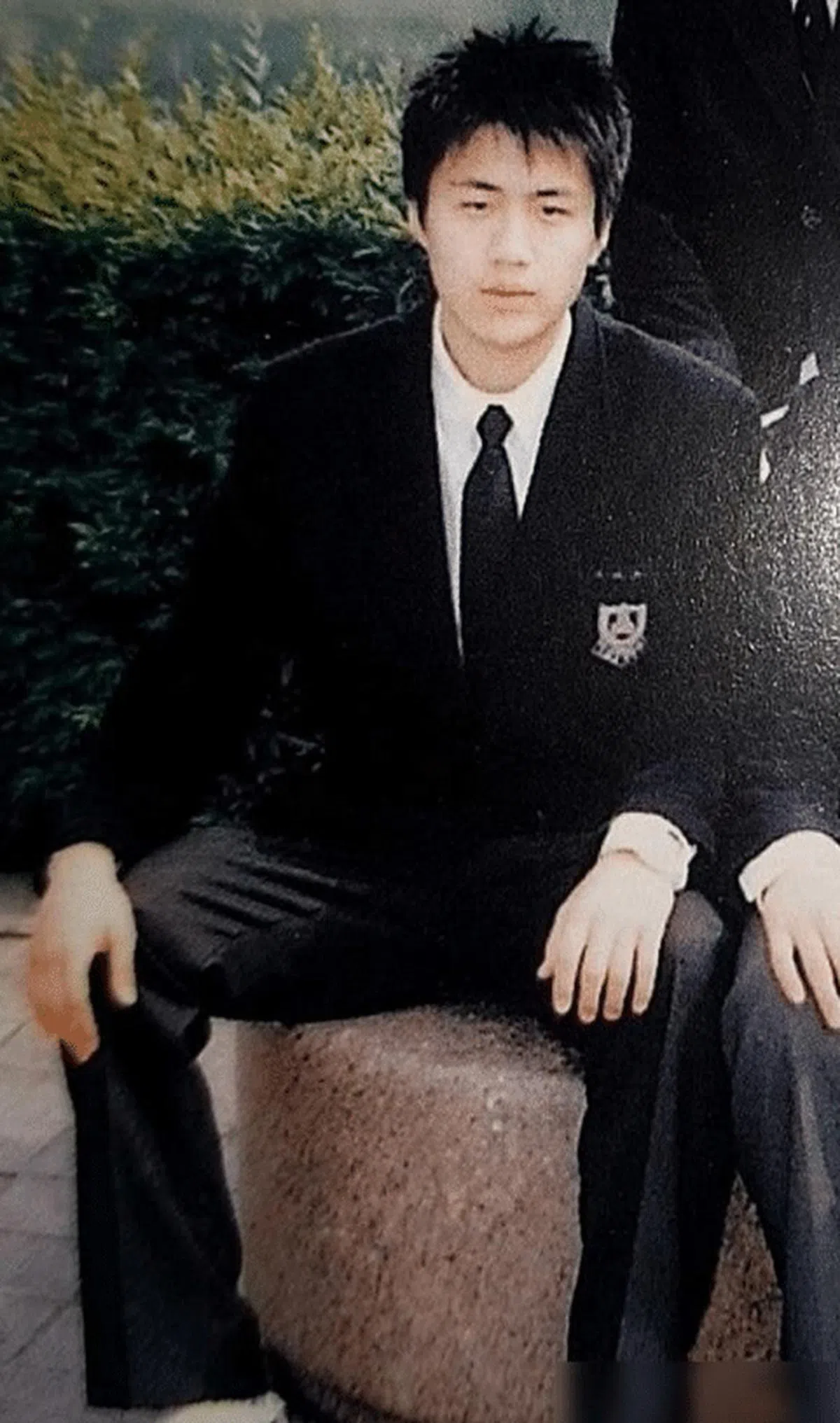 传出丑闻后，金宣虎学生时期的照片也在网络上被公开。（图/互联网）