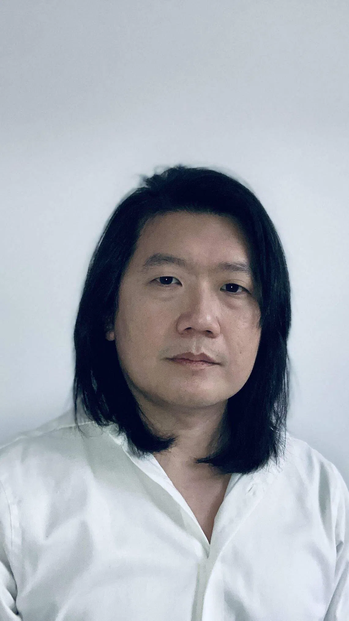 《紧急状态》作者程异：作品呈献给中文界的读者，会带来不同的看法。（受访者提供）