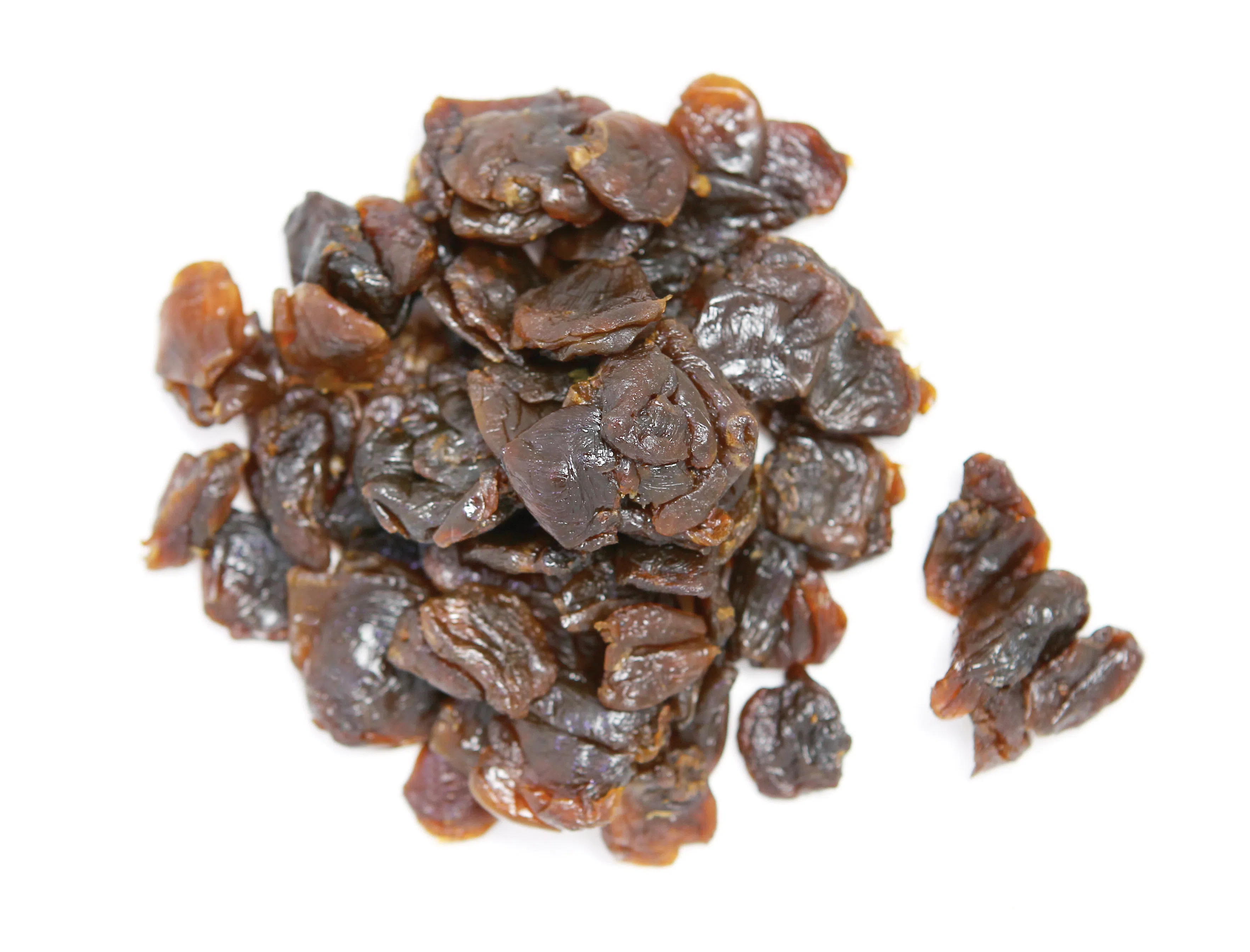 将龙眼肉加入小米粥，可益气、养血、安神。（档案照）