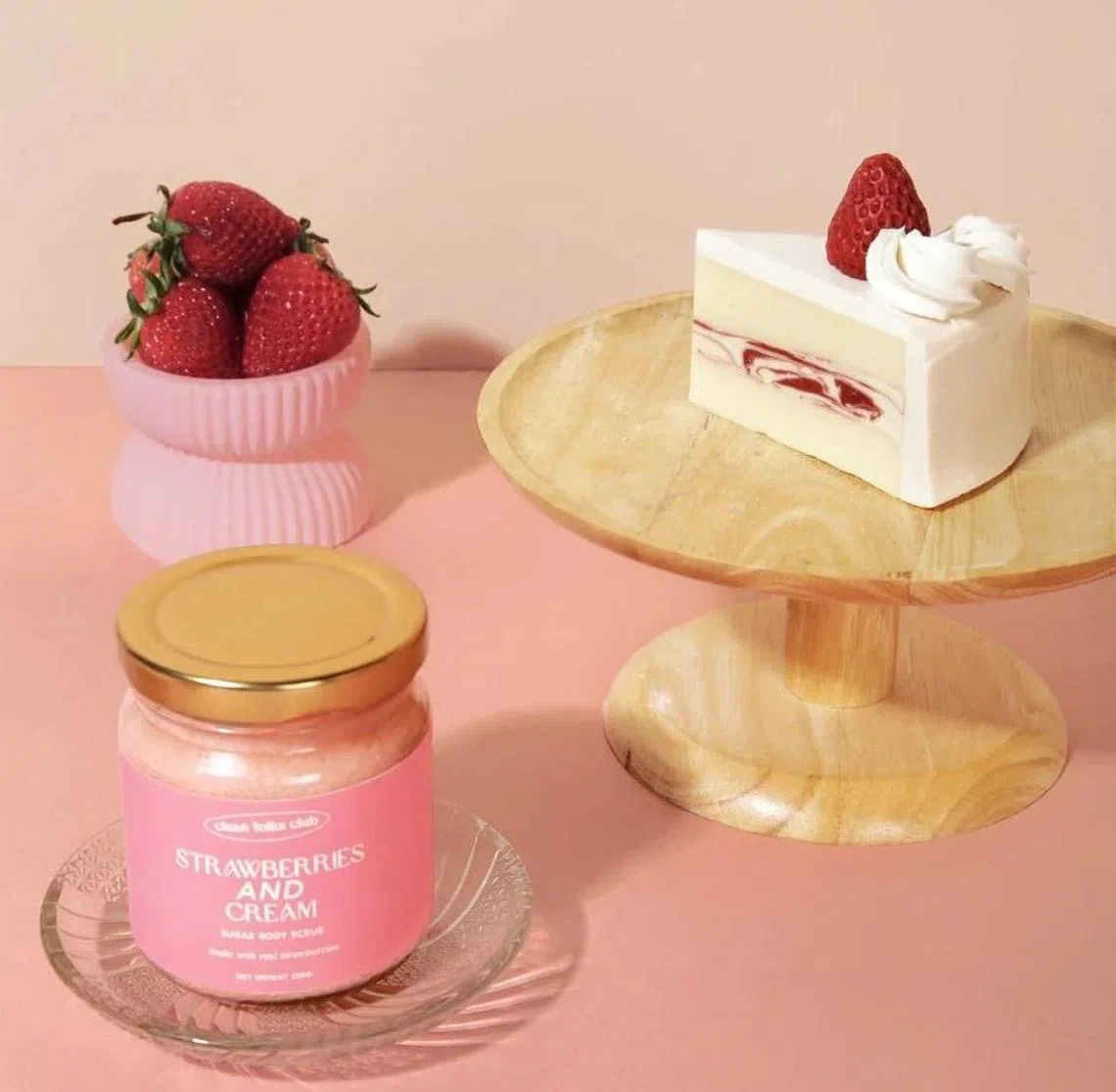 造型甜美可爱的清洁产品用起来心情好。（取自cleanfolksclub.com）